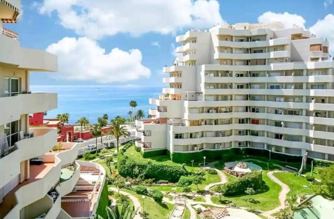Benalbeach Estudio Premium Benalmadena Bagian luar foto