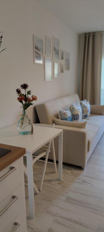 Benalbeach Estudio Premium Benalmadena Bagian luar foto