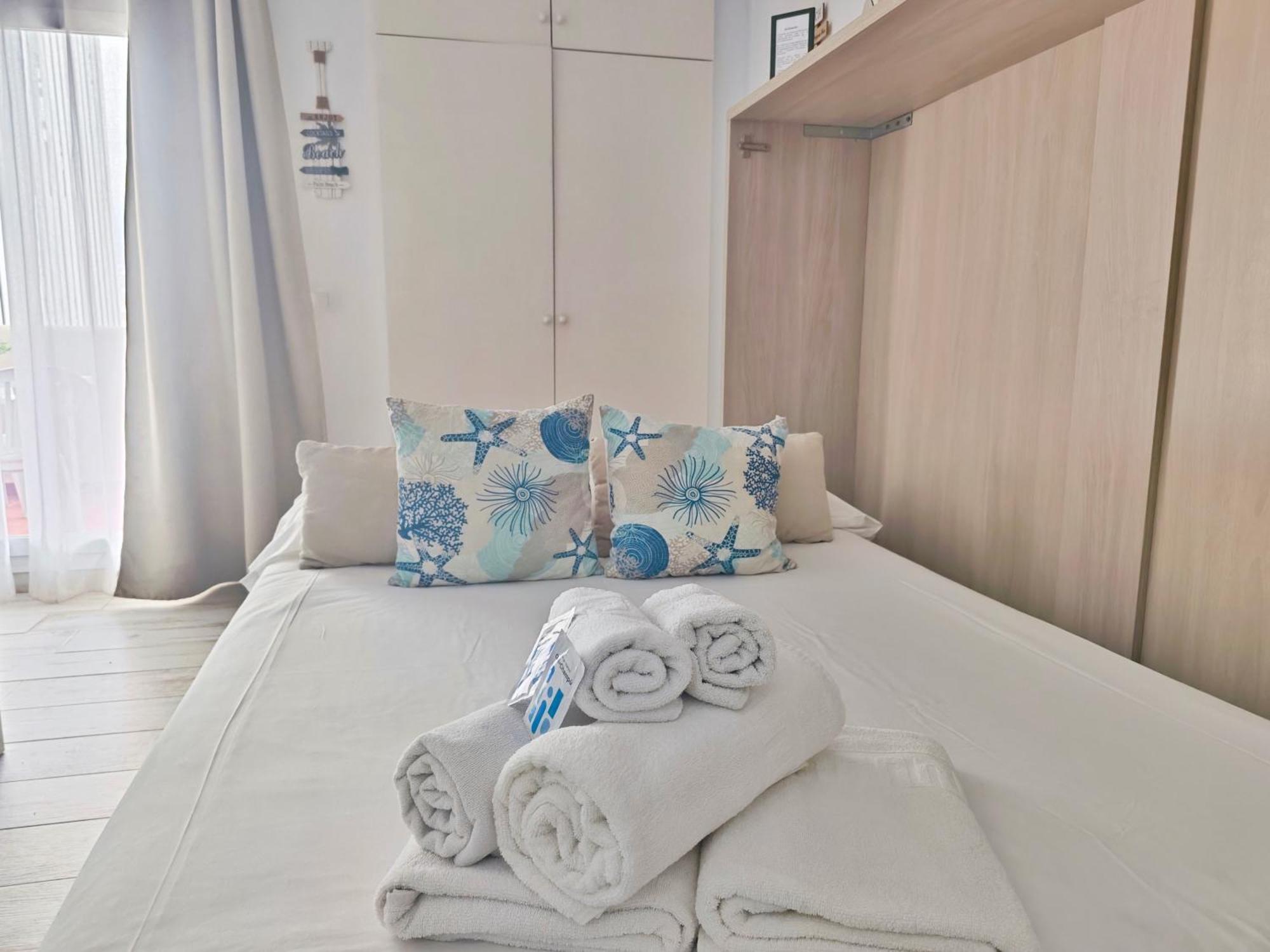 Benalbeach Estudio Premium Benalmadena Bagian luar foto