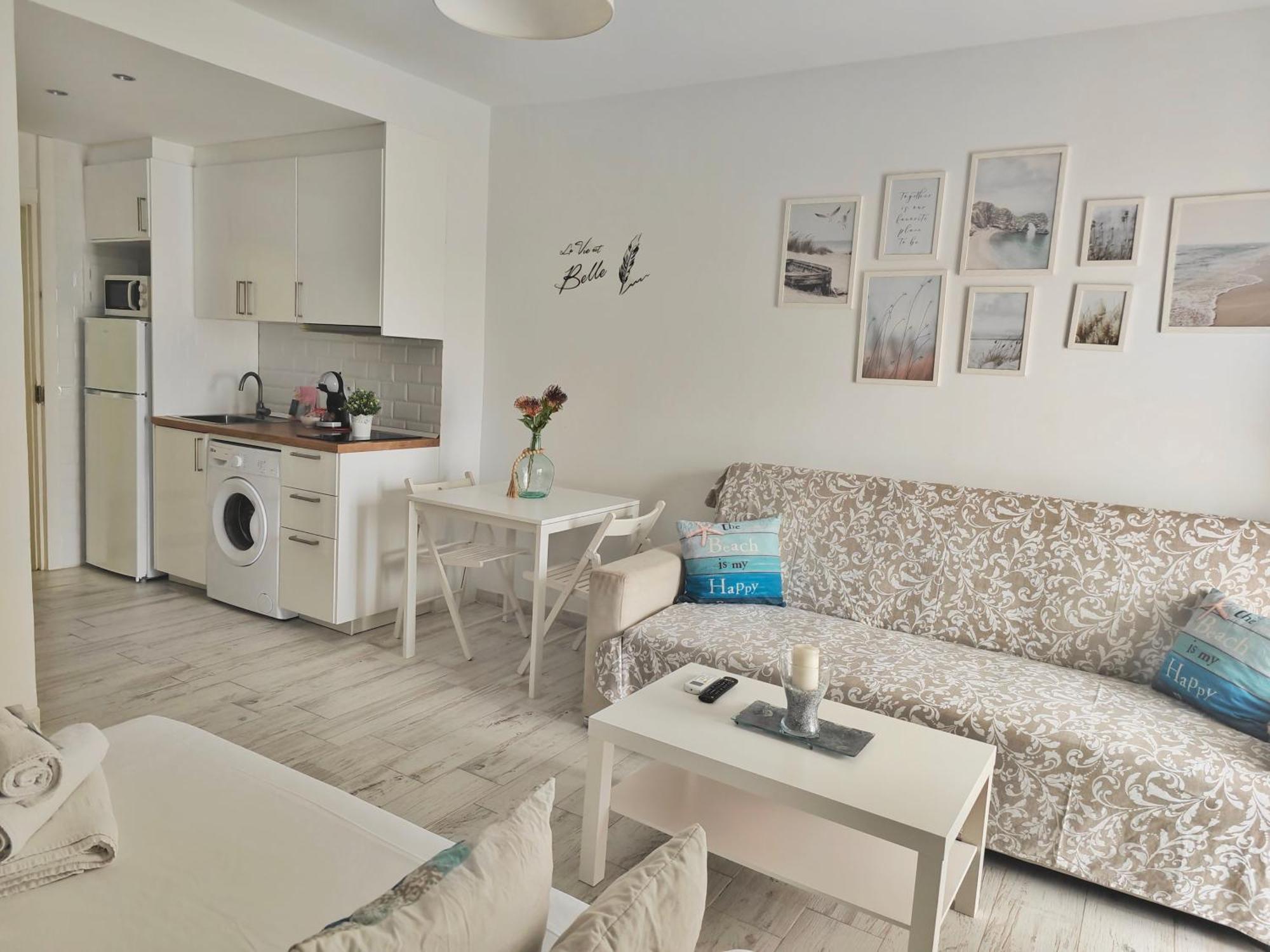 Benalbeach Estudio Premium Benalmadena Bagian luar foto